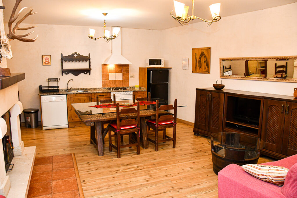 Casa Rural 4 | Cueva de Cirondo