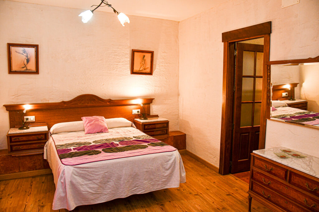 Casa Rural 2 | Cueva de Cirondo